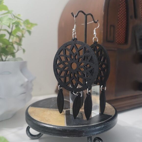 Wooden Dream Catcher Earrings (Black) *NEW* - Picture 2 of 2